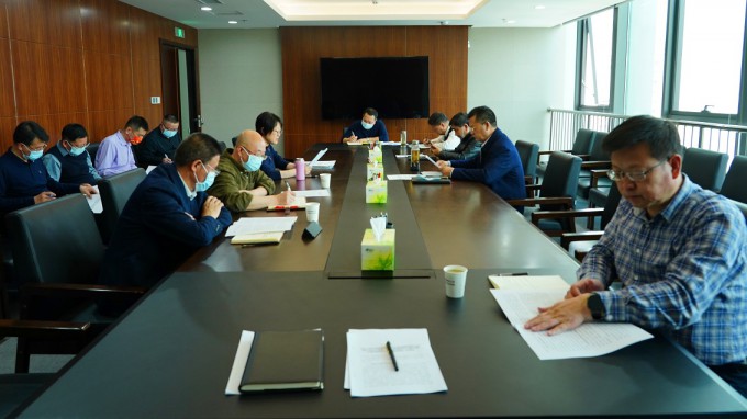 开云网页版页面登录专题安排部署疫情防控工作