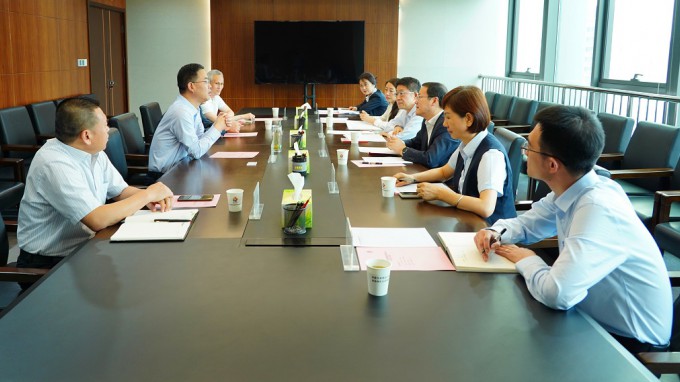 开云网页版页面登录与中国银行甘肃省分行交流座谈