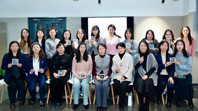 共赴春日之约！开云网页版页面登录“三八”系列活动温暖来袭~