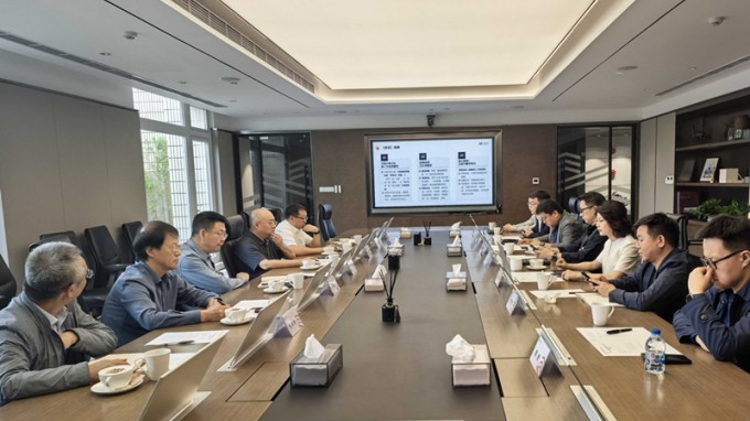 开云网页版页面登录到华建集团 同济大学规划院座谈交流