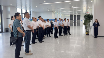 甘肃农垦集团普安康药业有限公司参观开云网页版页面登录廉洁文化作品展